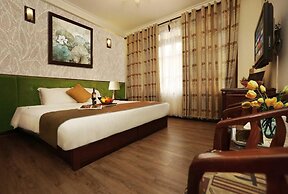 Hanoi Golden Lotus & Spa