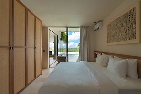 Beyond Villas Seashell by Alfred in Bali