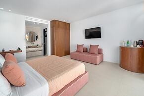 Le Ciel Suites & Villas