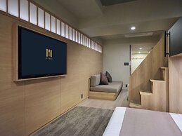 Premium Apart MONday HAMAMATSUCHO Station