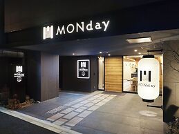 Premium Apart MONday HAMAMATSUCHO Station