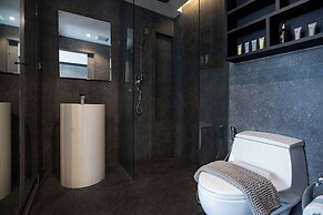 Citygate 2 BR Pool View P503-4
