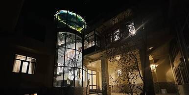 Daniyar Guest House