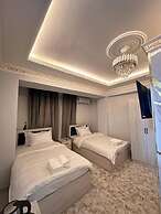 Daniyar Guest House