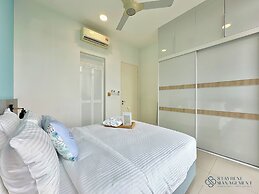 D'Pristine Medini by Stayrene