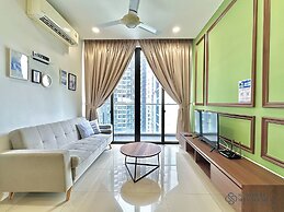 D'Pristine Medini by Stayrene