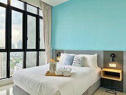 D'Pristine Medini by Stayrene