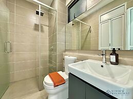 D'Pristine Medini by Stayrene