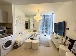 Manzil - 1BR in Sobha with Skyline Views