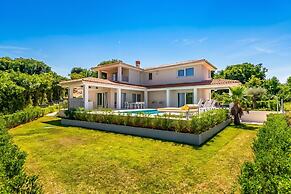 Villa Ora