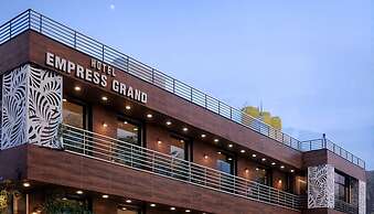 HOTEL EMPRESS GRAND