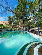 El Bosque Resort