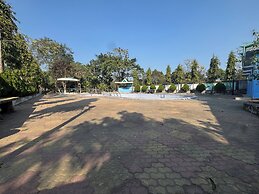 Resort Chilapata Green