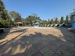 Resort Chilapata Green