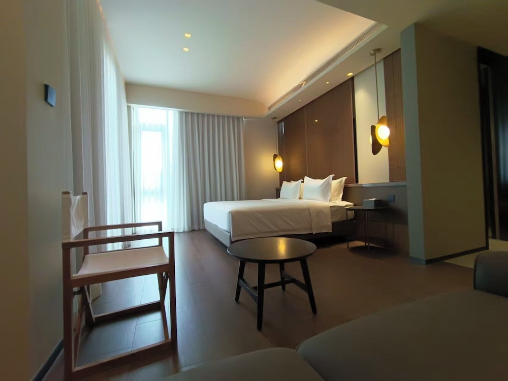 GuanLu Art hotel