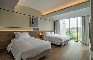 GuanLu Art hotel