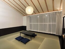 Lapis Jogasaki B&B