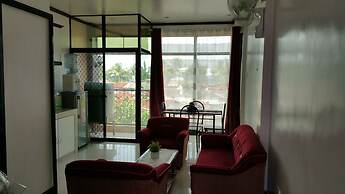 European condo Rentals Toril
