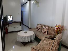 European condo Rentals Toril