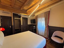 Palazzo Gambirasi Aparthotel Roma