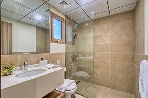 Manzil - Chic 2BR with Dubai Canal Views