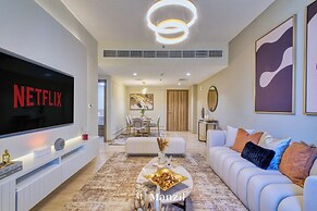 Manzil - Chic 2BR with Dubai Canal Views