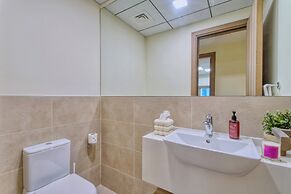 Manzil - Chic 2BR with Dubai Canal Views