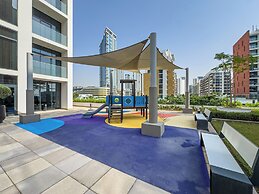 Superhost Modern 1BR in Azizi Riviera