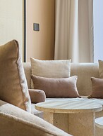 Superhost Modern 1BR in Azizi Riviera