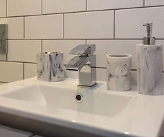 City Centre 2 BED 2 Bath Apartment