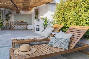 Salt & Sea Ericeira Boho Stay