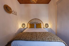 Salt & Sea Ericeira Boho Stay