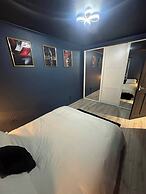 A Discreet & Elegant Play Space for Couples