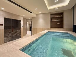 Luxury City Escape - Private Pool