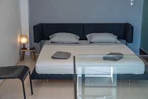 Luxury on the Water - Seaside Maisonette in Itea