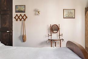 The 1813 Painter s House by Neuvel