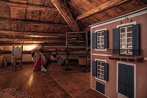 The 1813 Painter s House by Neuvel