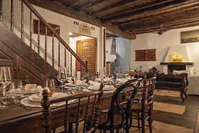 The 1813 Painter s House by Neuvel