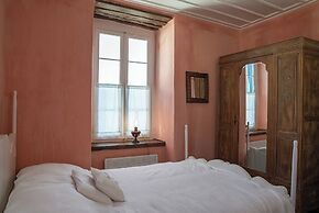 The 1813 Painter s House by Neuvel
