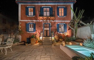 The 1813 Painter s House by Neuvel
