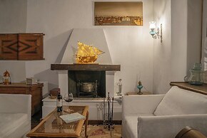 The 1813 Painter s House by Neuvel