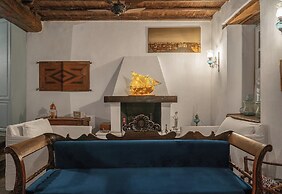 The 1813 Painter s House by Neuvel