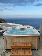 Sunrise Stone Villa With Jacuzzi