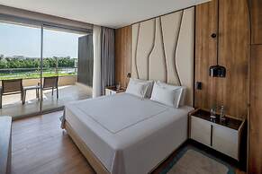 Rixos Premium Magawish Bay View