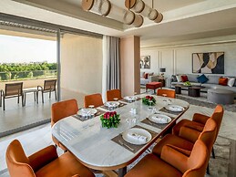 Rixos Premium Magawish Bay View