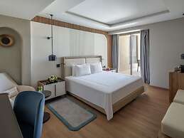 Rixos Premium Magawish Bay View