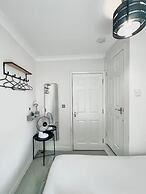 Comfortable 3 Bed Flat in King Cross