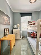 Comfortable 3 Bed Flat in King Cross