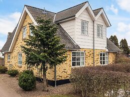 4 Star Holiday Home in Hals