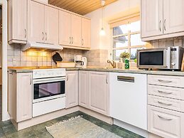4 Star Holiday Home in Hals